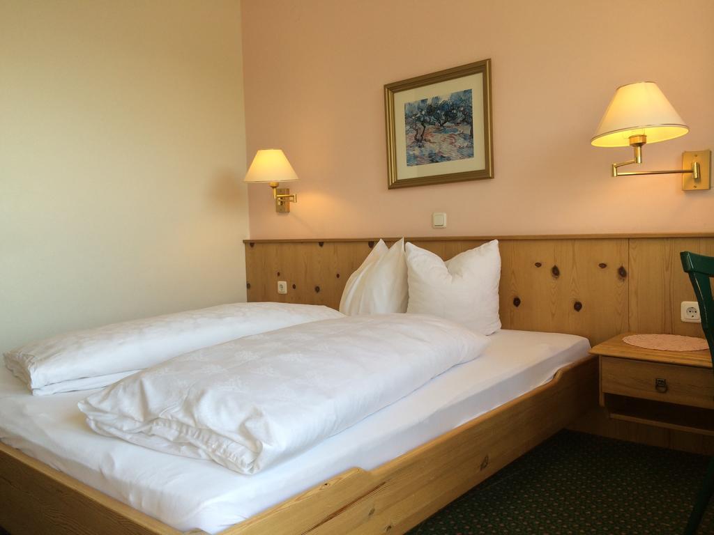 Hotel Daneu Nüziders エクステリア 写真