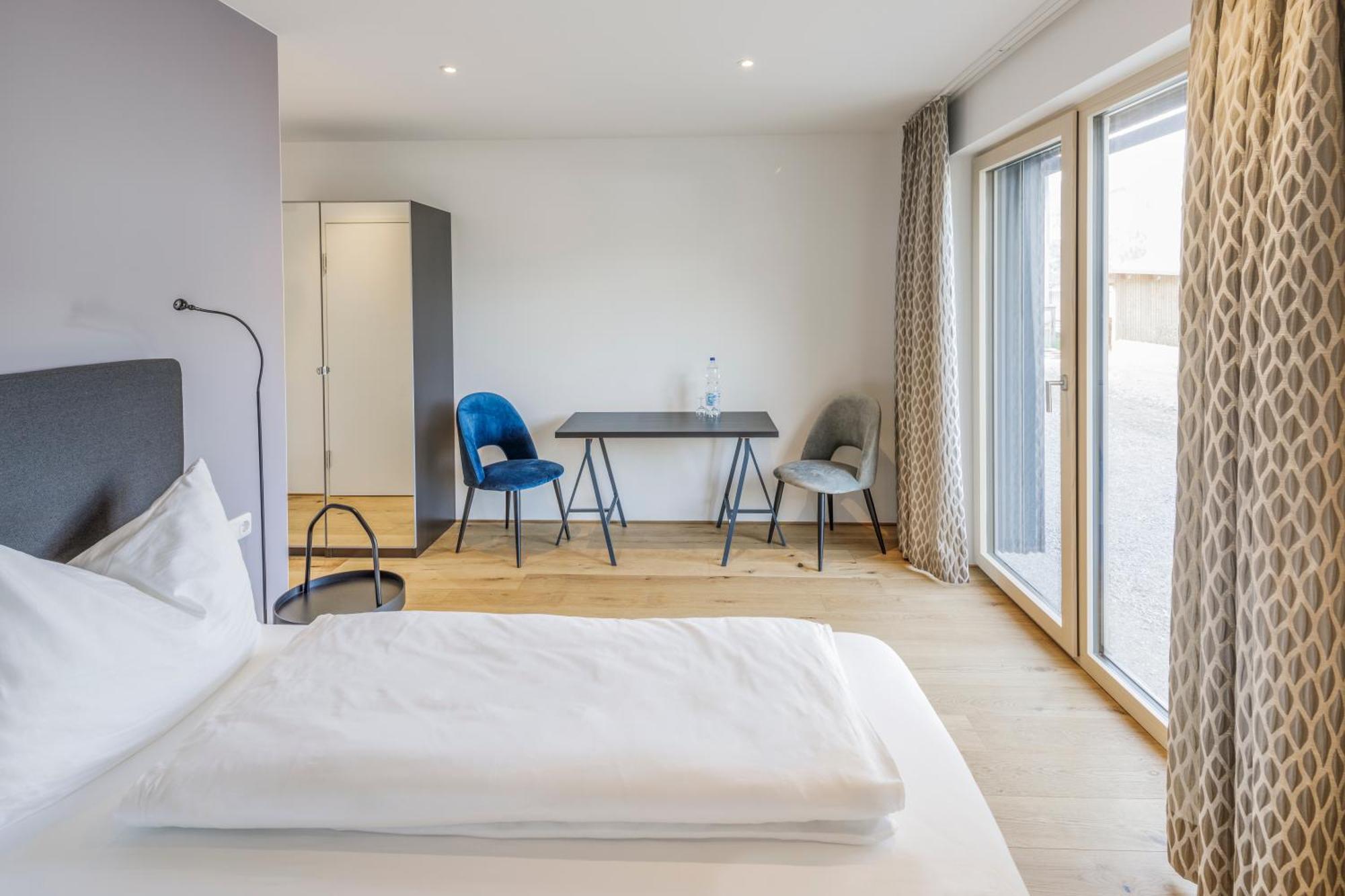 Hotel Daneu Nüziders エクステリア 写真